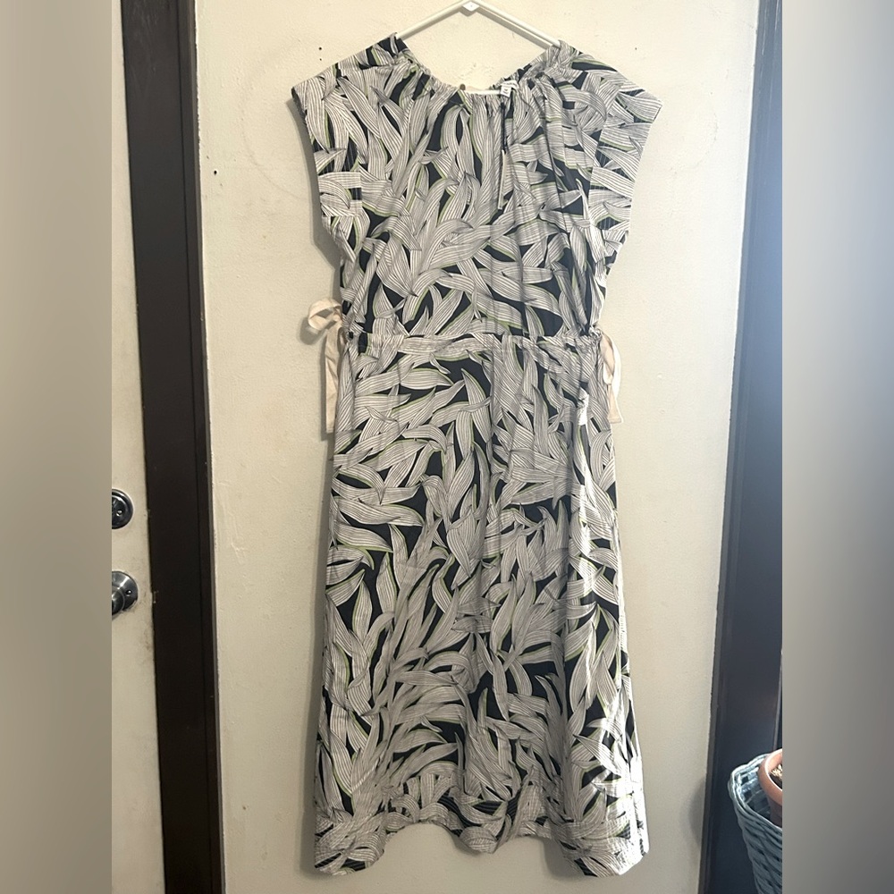 Banana Republic / Cotton Poplin Floral Tie-waist Midi Dress